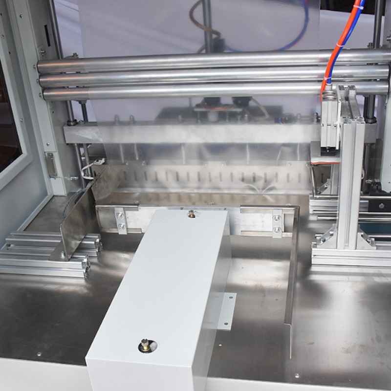 1734682168262105.jpg 博冠全自动套膜机图4.jpg